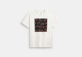 COACH® Women's Camiseta Clásica De Cerezas De Firma En Algodón Orgánico en Blanco, Talla Mediano