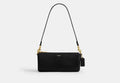 COACH® Women's Barrel Bag en Negro | Cuir