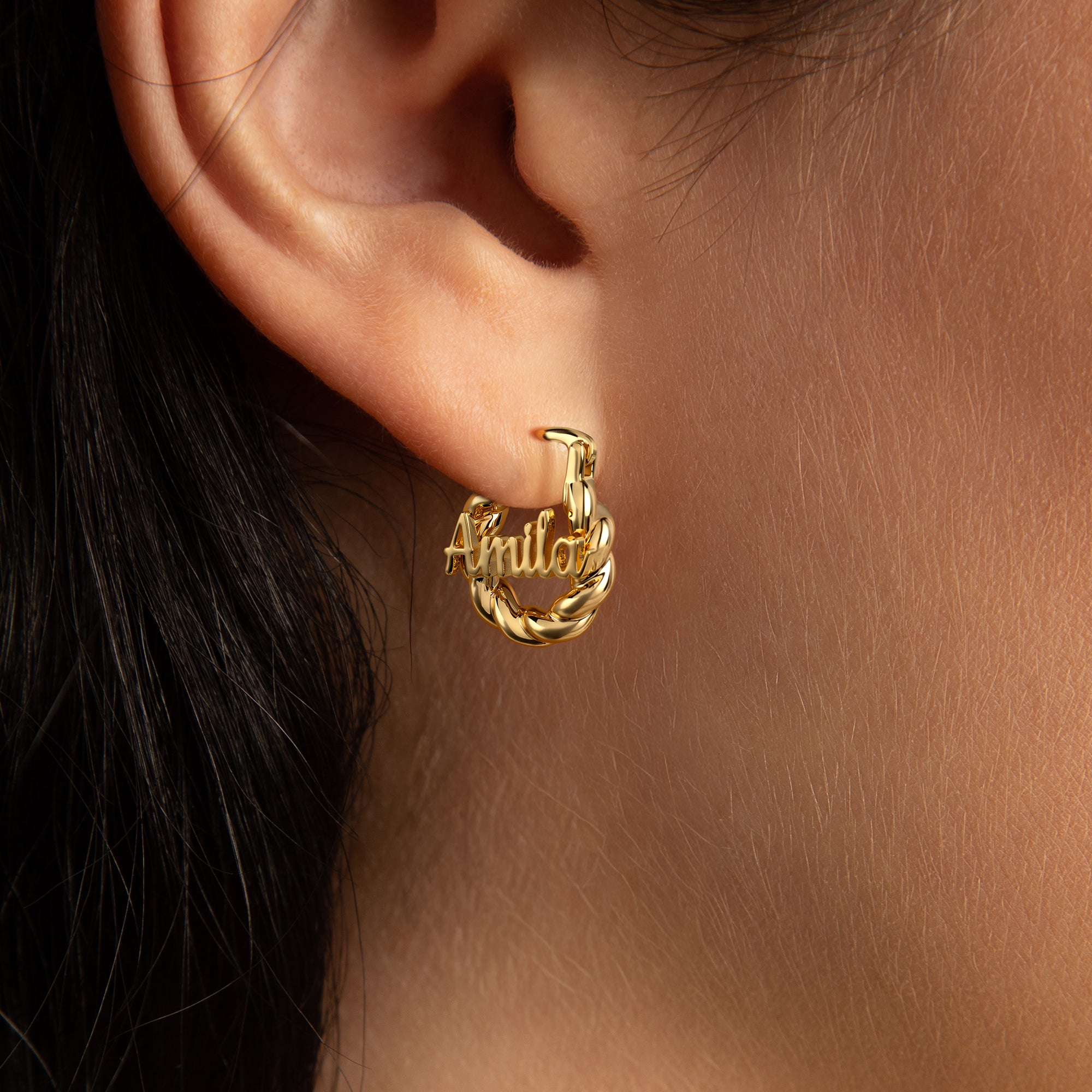 Personalizado Twisted Band Nombre Diseño Pendientes Dainty Joyería Cumpleaños Aniversario Regalo para Mujeres