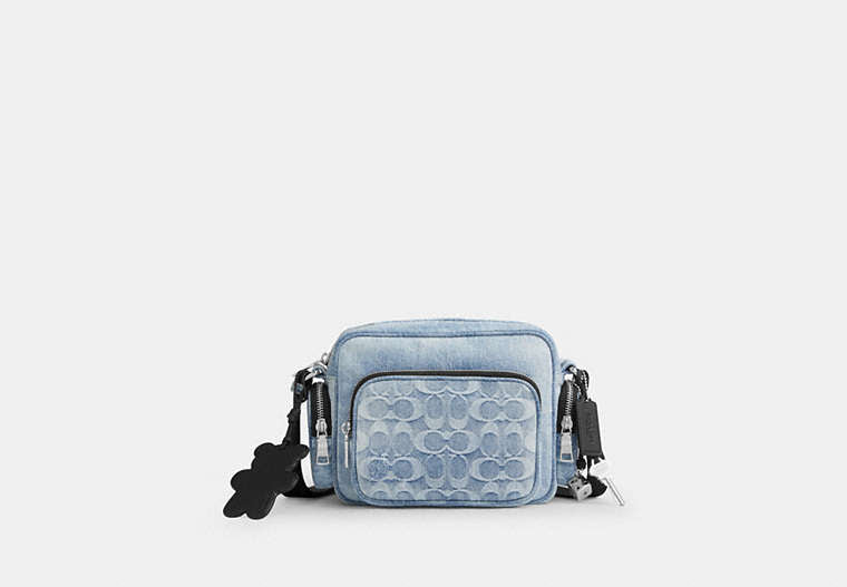 COACH® Men's Bolso Cruzado Fletcher De Tela Vaquera De Firma Exquisita en Azul | Coton