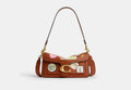 COACH® Women's Bolso De Hombro Soft Tabby 26 Con Parches Coach | Brain Dead en Castaño | Cuir