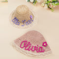 Sombrero de sol de paja bordado con nombre personalizado y correa ajustable Accesorio de playa de verano Regalo de cumpleaños para niños pequeños