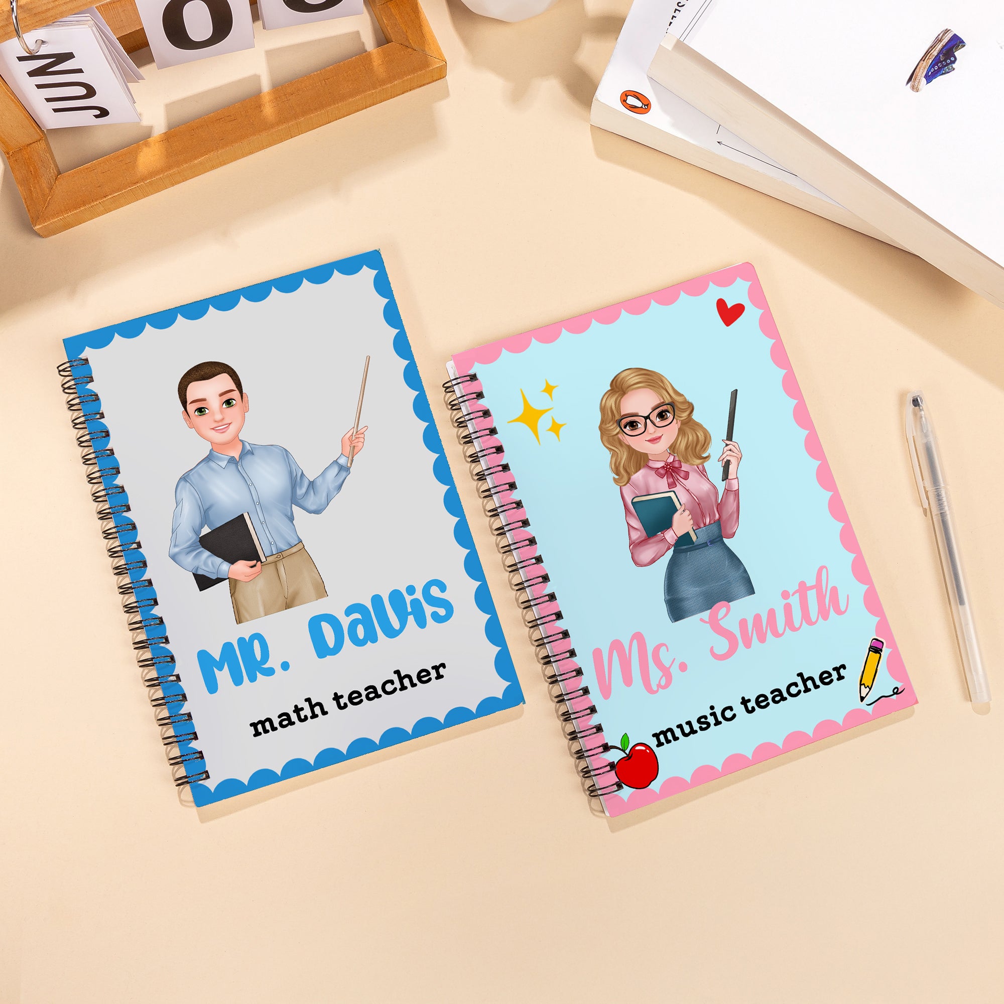 Cuaderno de espiral A5 con 120 páginas rayadas y texto Personalizado Multicolor Caricatura Profesor Borde Ondulado Regalo de agradecimiento para profesores en el Día del Maestro