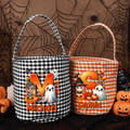 Personalizado lindo personaje de dibujos animados calabaza Trick or Treat Checkered Bag Candy Bucket con el nombre y la inicial de Halloween Fiesta de regalos para los niños