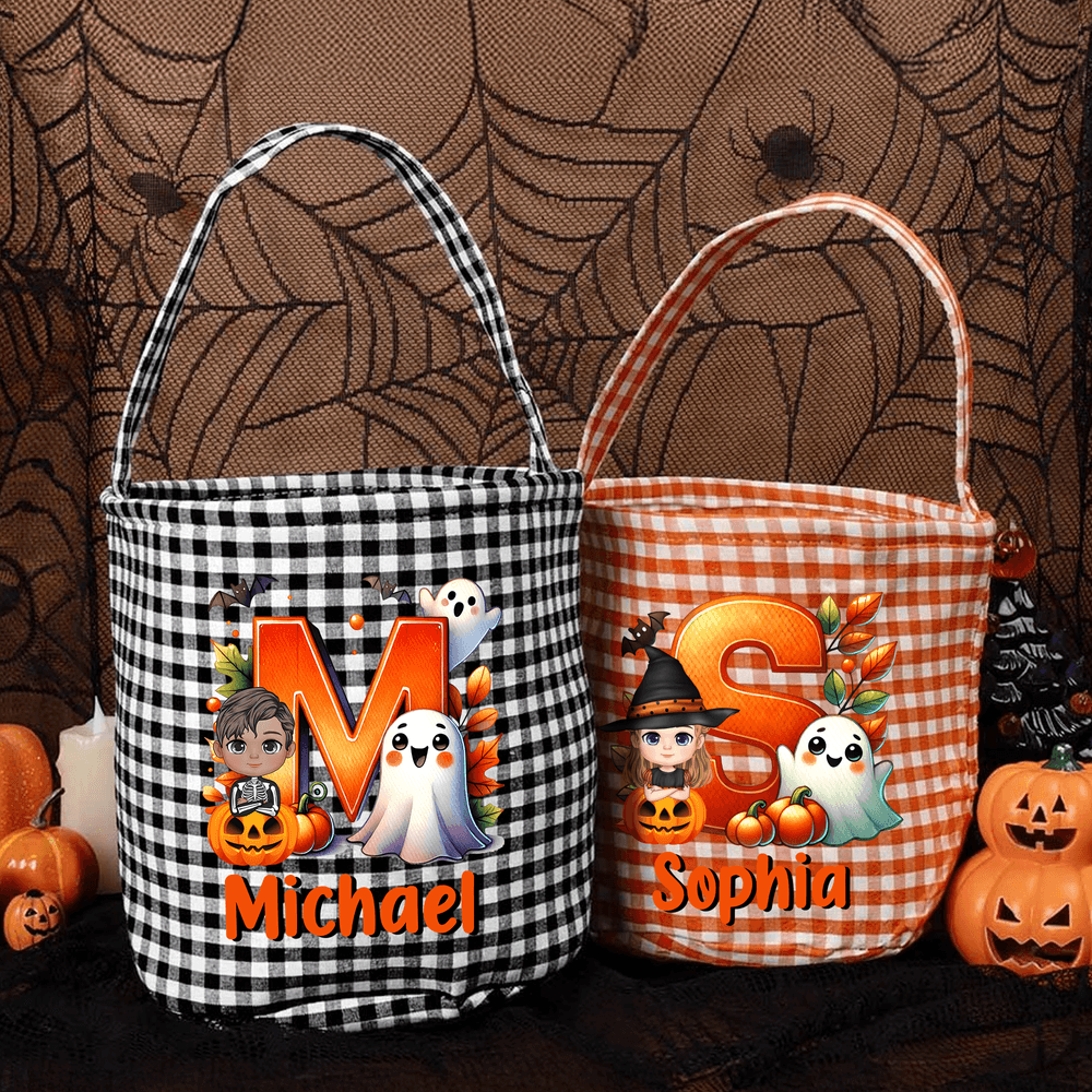 Personalizado lindo personaje de dibujos animados calabaza Trick or Treat Checkered Bag Candy Bucket con el nombre y la inicial de Halloween Fiesta de regalos para los niños