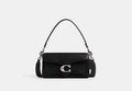 COACH® Women's Bolso de hombro Tabby 26 en Negro | Cuir