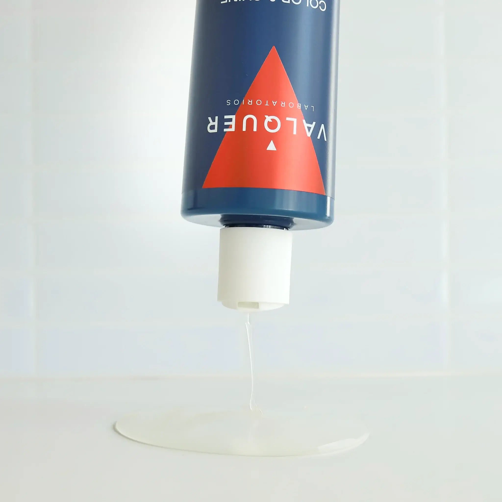 Champú para Cabellos Teñidos – Potenciador de Color y Brillo