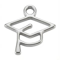 Amuleto de Plata con Símbolo de Birrete de Graduación
