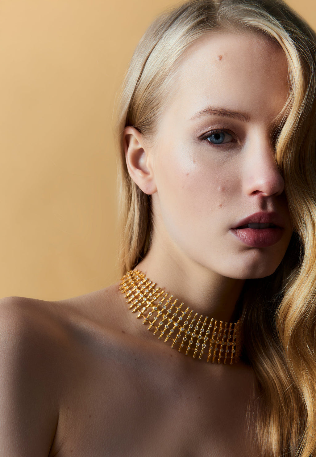 Choker Dorado Helia