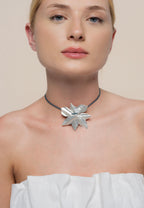 Collar Lotus Flower Plata