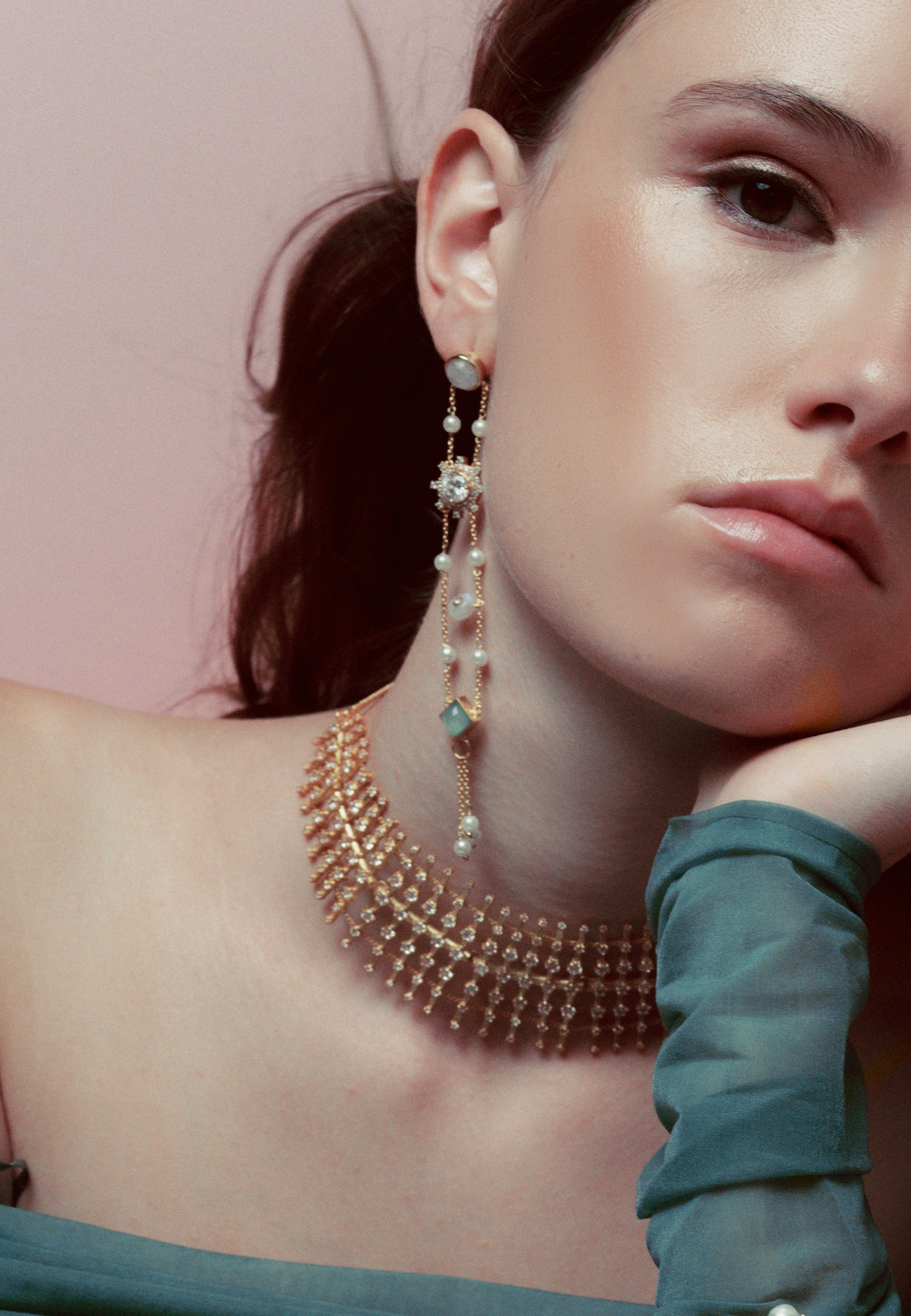 Choker Dorado Helia