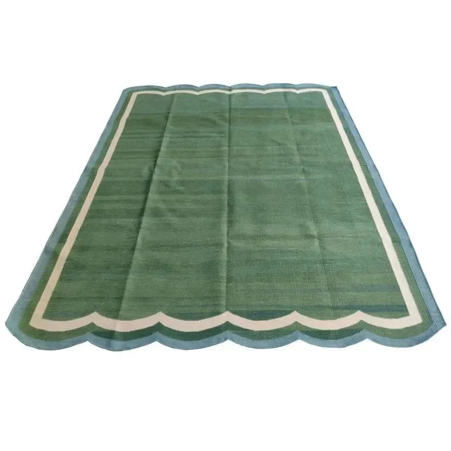 Classic Reversible Cotton Scalloped Rug - Green