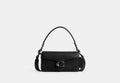 COACH® Women's Tabby Shoulder Bag 20 en Negro | Cuir