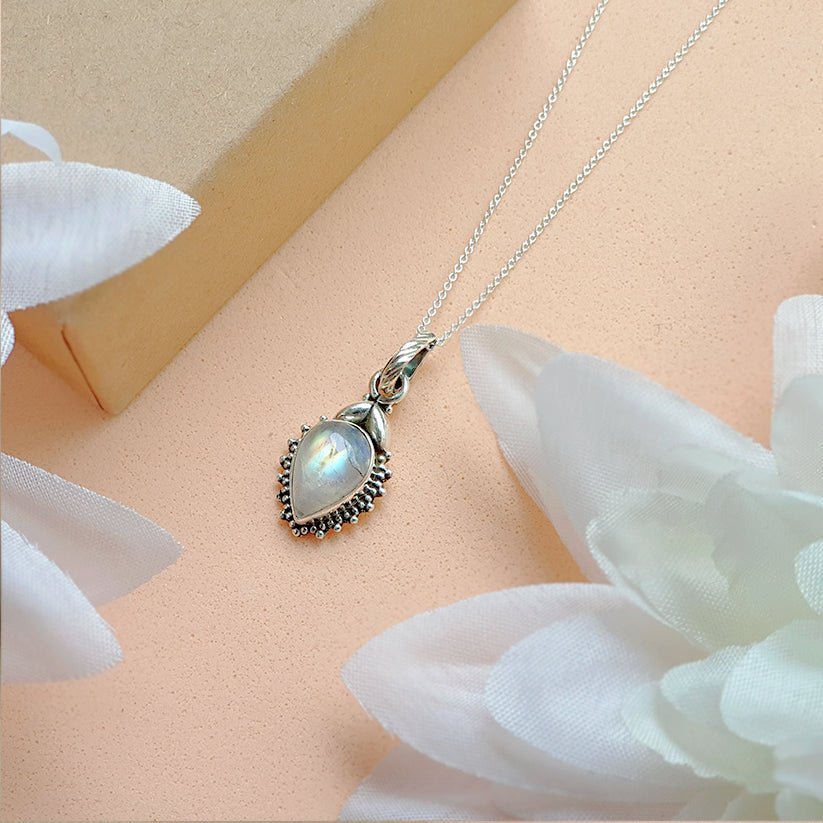 Colgante Agra Piedra de Luna y Plata de Ley 925