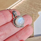 Colgante Amisha de Piedra Lunar y Plata Esterlina 925