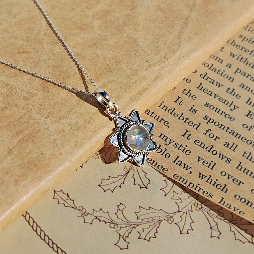 Colgante 'Astraea' Piedra de Luna y Plata de Ley 925