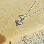 Colgante 'Dewi' Piedra de Luna y Plata de Ley 925