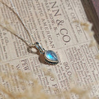 Colgante 'Ishtar' Piedra de Luna y Plata de Ley 925