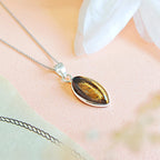 Colgante Lágrima Ojo de Tigre y Plata de Ley 925
