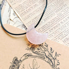 Colgante Luna de Cuarzo Rosa