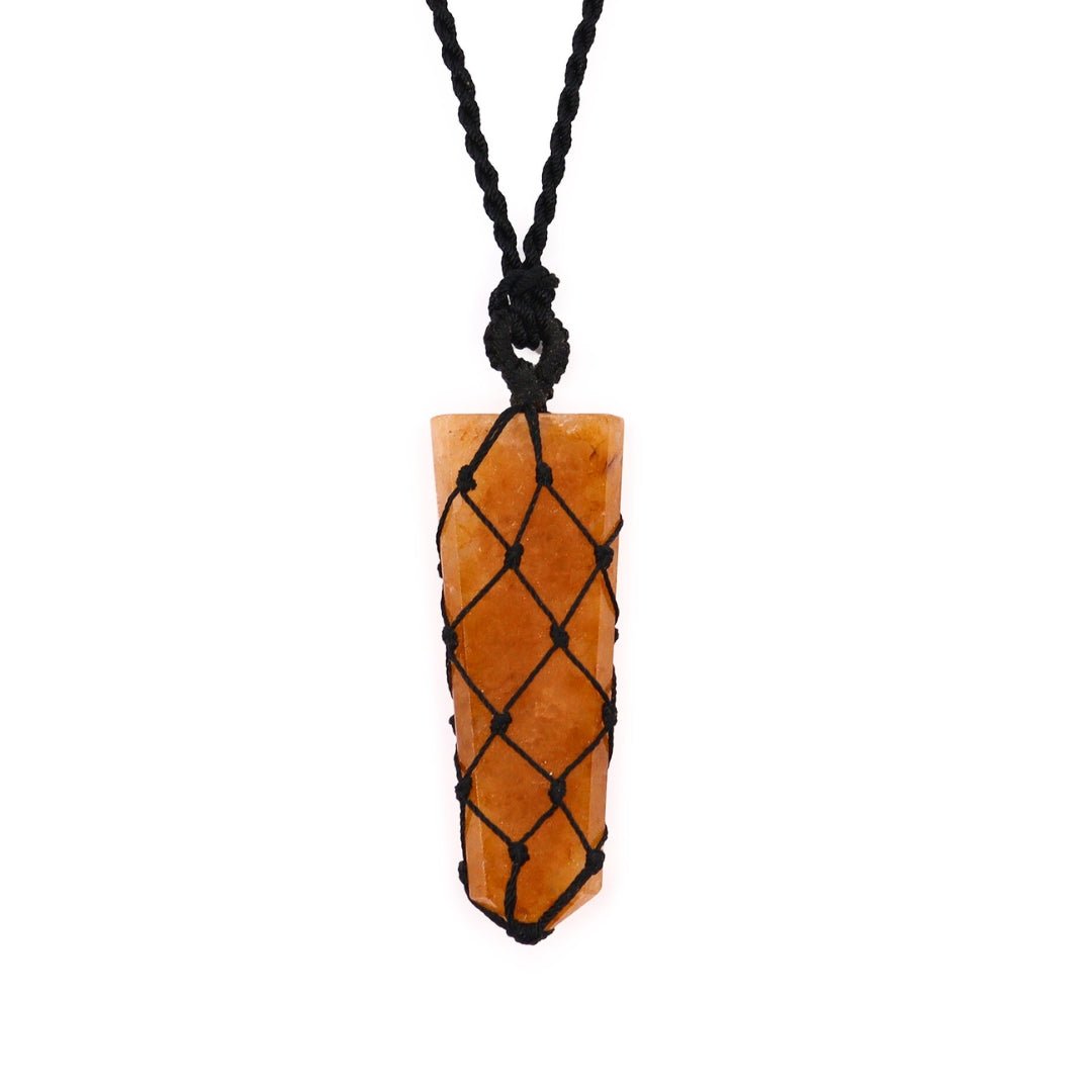 Colgante Macramé Punta de Cuarzo Sanador Dorado