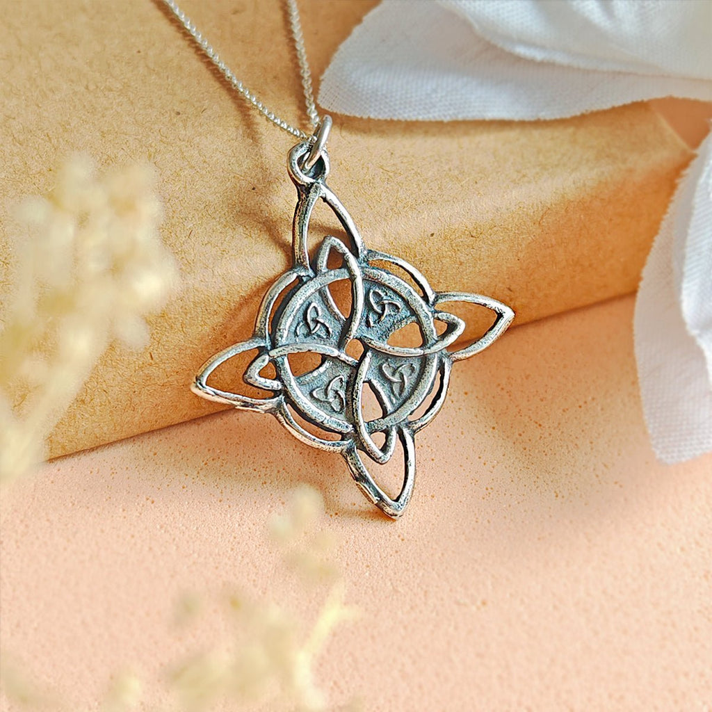 Witch Knot and Triquetra Pendant in 925 Sterling Silver