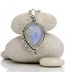 Colgante Varanasi Piedra de Luna y Plata de Ley 925