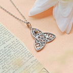 Collar Amuleto Triqueta Lunae Ojo de Tigre - Protección