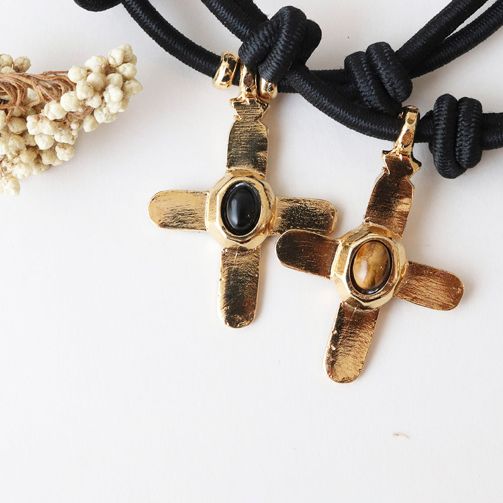 Collar corto mujer cruz MILU CRUZEA