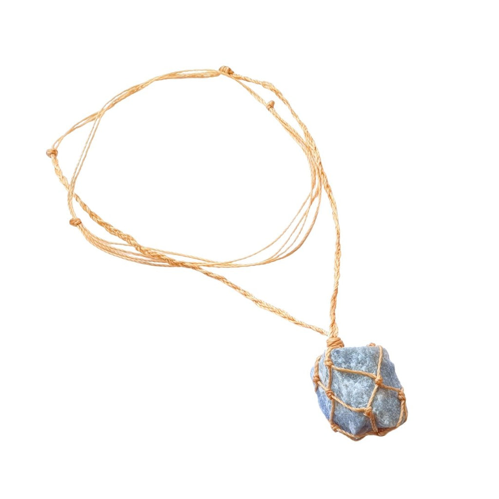 Collar Macramé de Cuarzo Azul en Bruto
