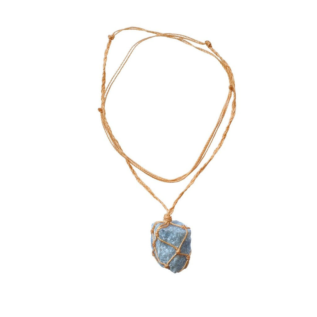 Collar Macramé de Cuarzo Azul en Bruto