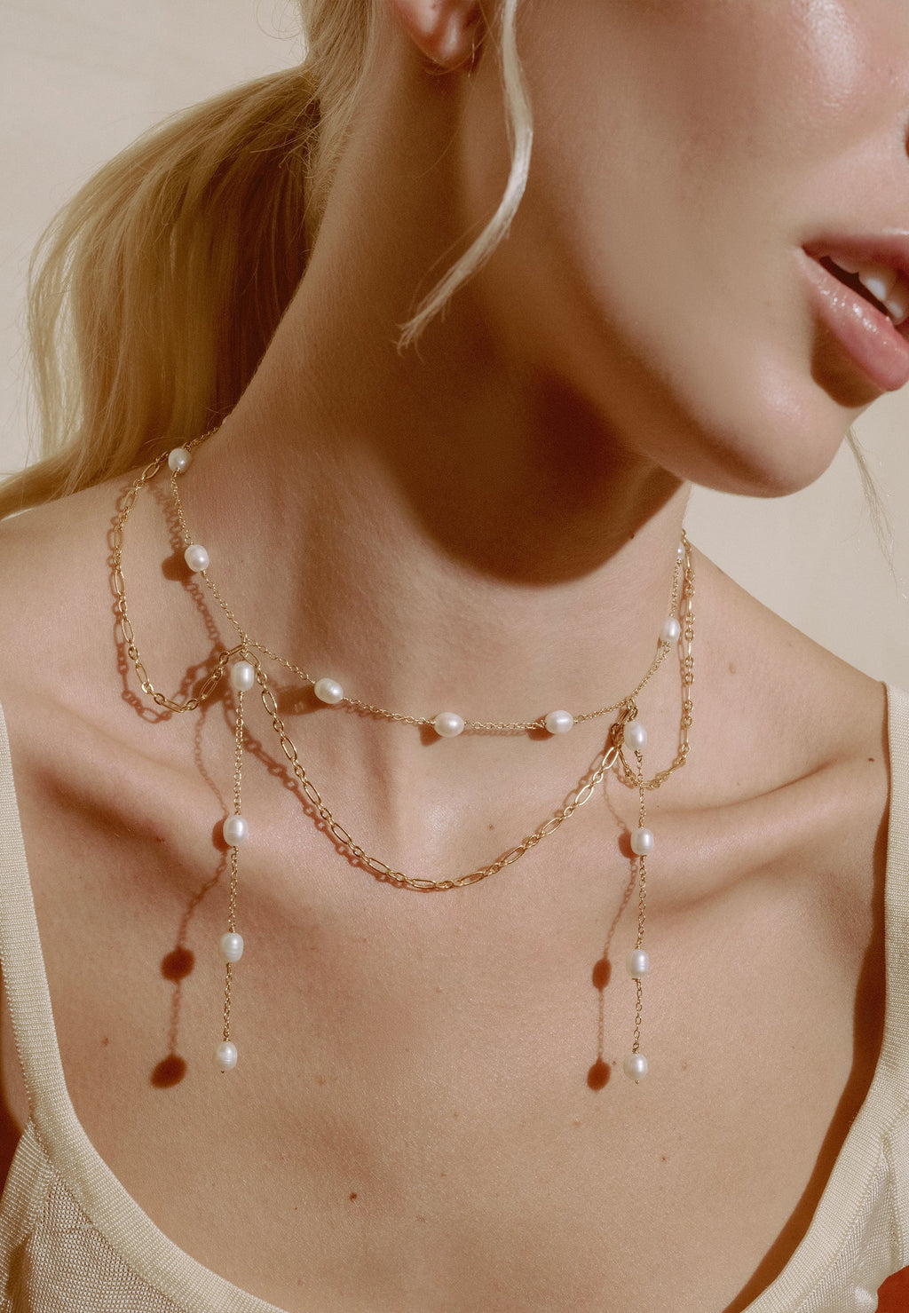 Collar Shiroi