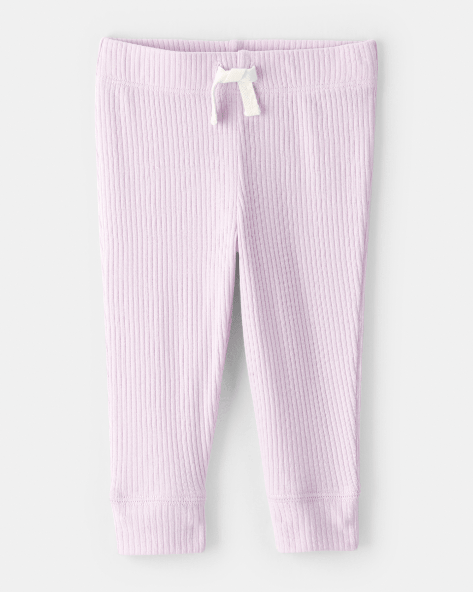 Conjunto 3 piezas, camiseta de algodón, pantalón y gorro, diseño liso en color lavanda