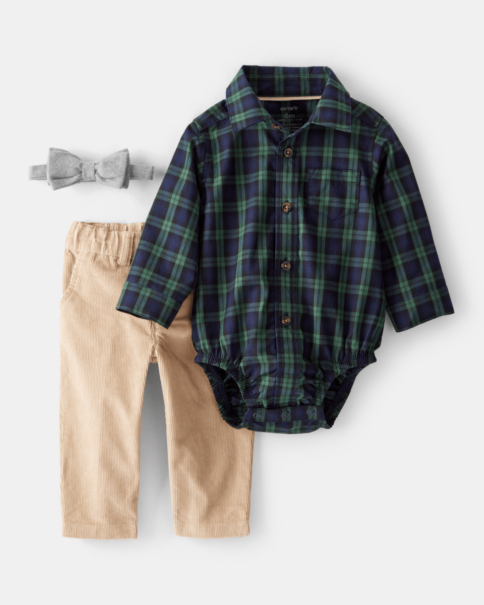Conjunto tres piezas body a cuadros, pajarita y pantalón beige