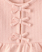 Conjunto tres piezas de algodón con blusa sin mangas, body y pantalón corto con diseño a rayas rosa