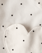 Conjunto tres piezas vestido con corazones, camiseta y leotardos marfil