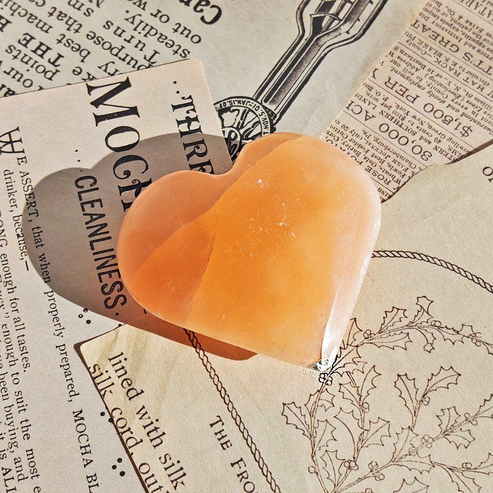 Corazón de Selenita Melocotón - Edición Imperfecta