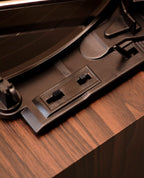 Crosley - Tocadiscos Crosley Jasper - Nogal