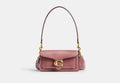 COACH® Women's Bolso de hombro Tabby 20 en Rosa | Cuir