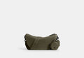 COACH® Men's BOLSO BANDOLERA SUAVE HALL en Verde | Cuir