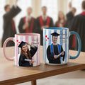 Taza de Cerámica Personalizada con Foto de Graduación a Rayas 11 oz / 15 oz con Nombre y Asa Fiesta de Graduación Regalo de Aniversario para Graduados