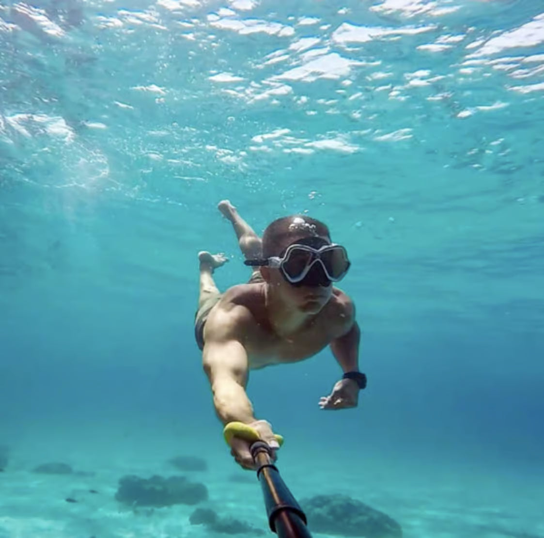 Three Islands in One Day: Es Vedrà, Formentera and Espalmador Tours with Full-Day Food and Drinks, Paella Cooking, Sunset Toasts and Water Toys