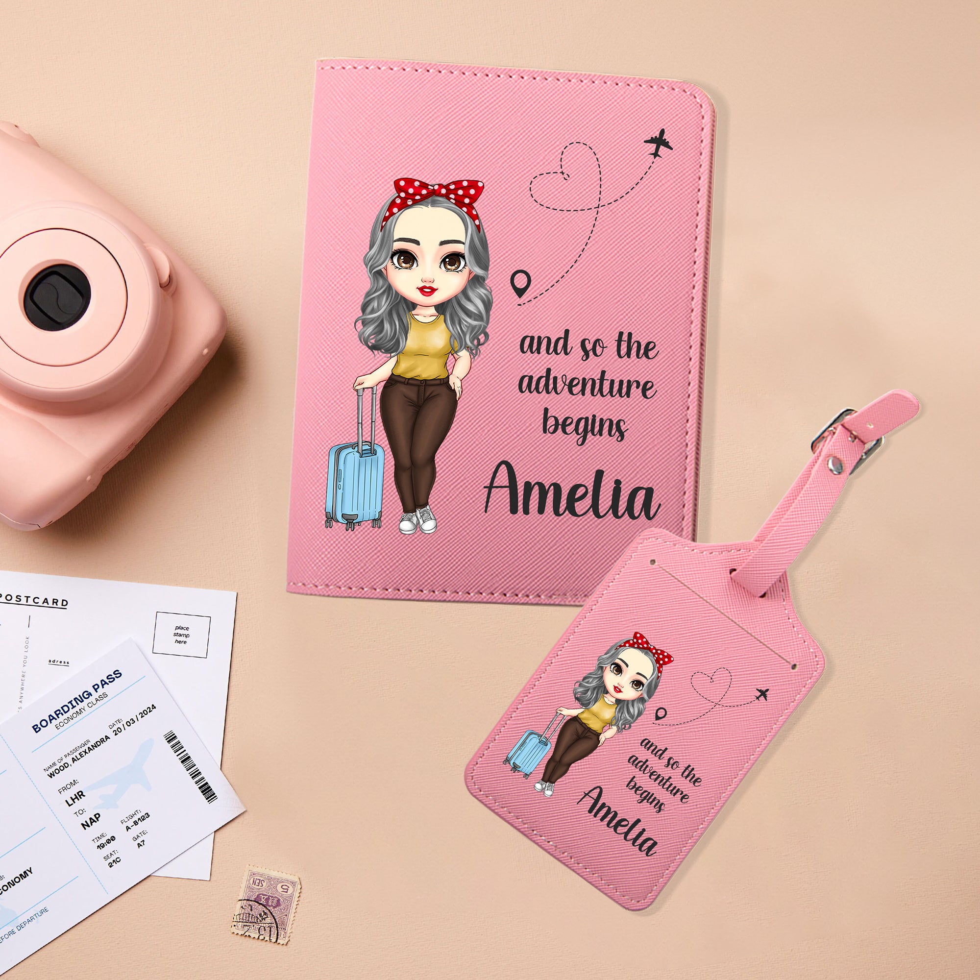 Porta Pasaporte Personalizado con el Nombre y Texto de un Lindo Personaje de Caricatura con Tema de Viaje Regalo de Vacaciones para los Amantes de los Viajes