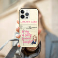 Funda personalizada para iPhone con el nombre y el texto de un personaje de dibujos animados de la lectura Regalo de Navidad para los ratones de biblioteca Mujeres