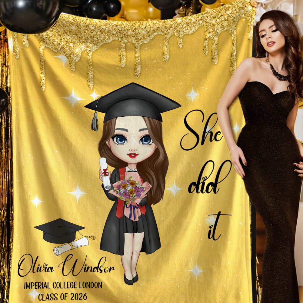 Personalizado Multicolor Grad Hat Scroll Cartoon Graduación Personaje Suave manta con el nombre de la clase de 2026 Cumpleaños Regalo de Graduación para Graduados