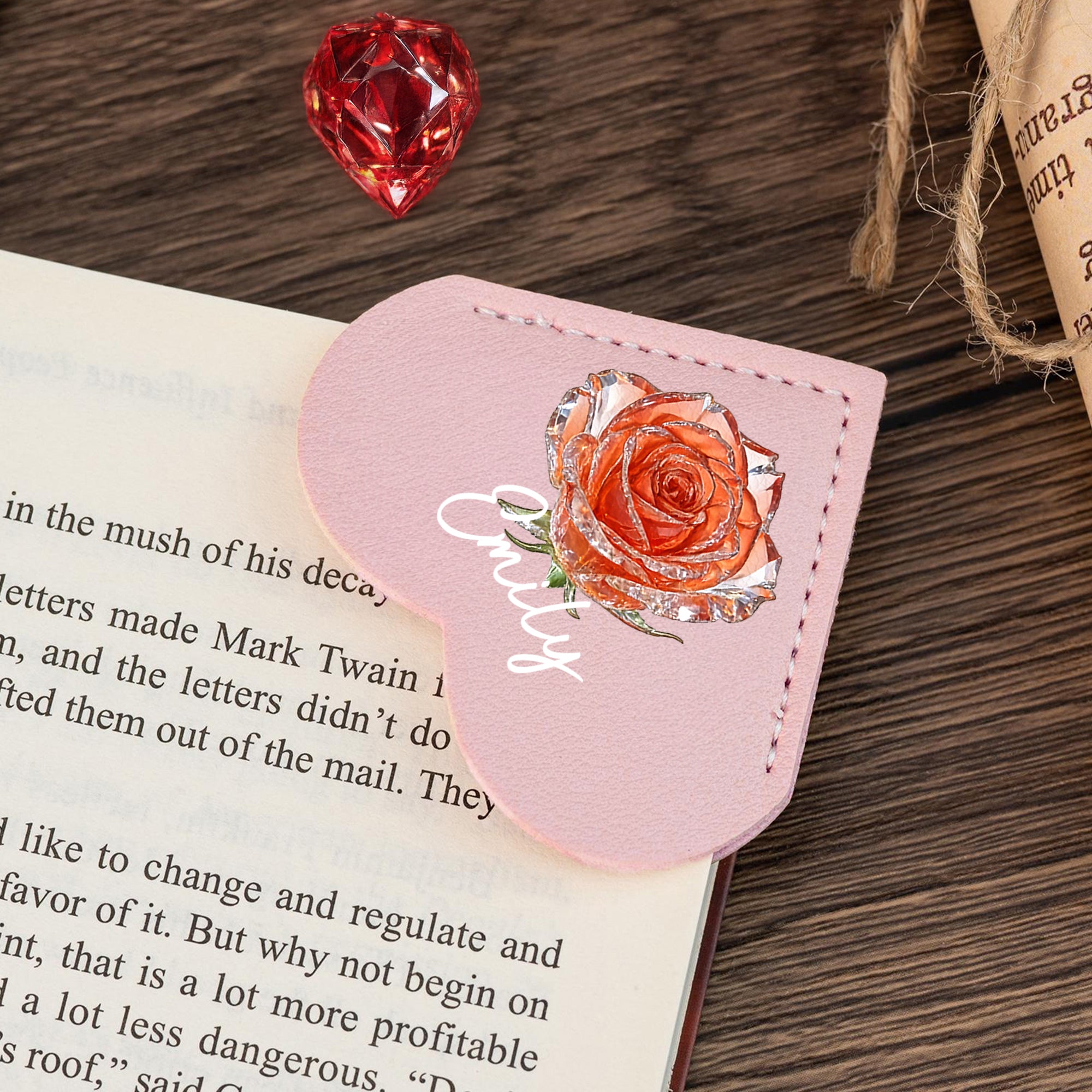 Personalizada de cristal de nacimiento de la flor de cuero de la PU Corazón Corner Marcapáginas con el nombre de la lectura de cumpleaños de regalo para los amantes de los libros ratones de biblioteca