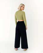 pantalón scout negro ▢