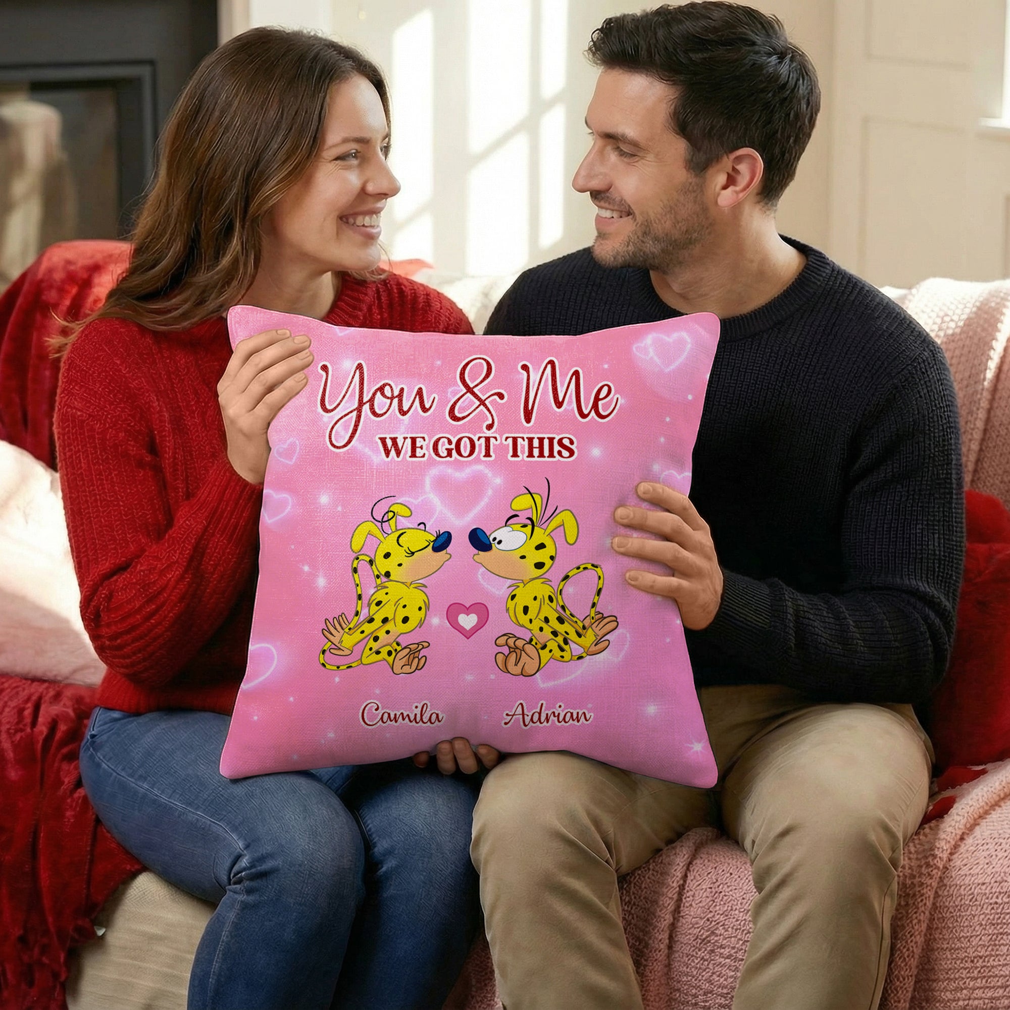 Funda de cojín personalizada You & Me Long-Tailed Marsupilami con nombre Anniversary Valentine's Day Gift for Couple  | Callie × Marsupilami®.
