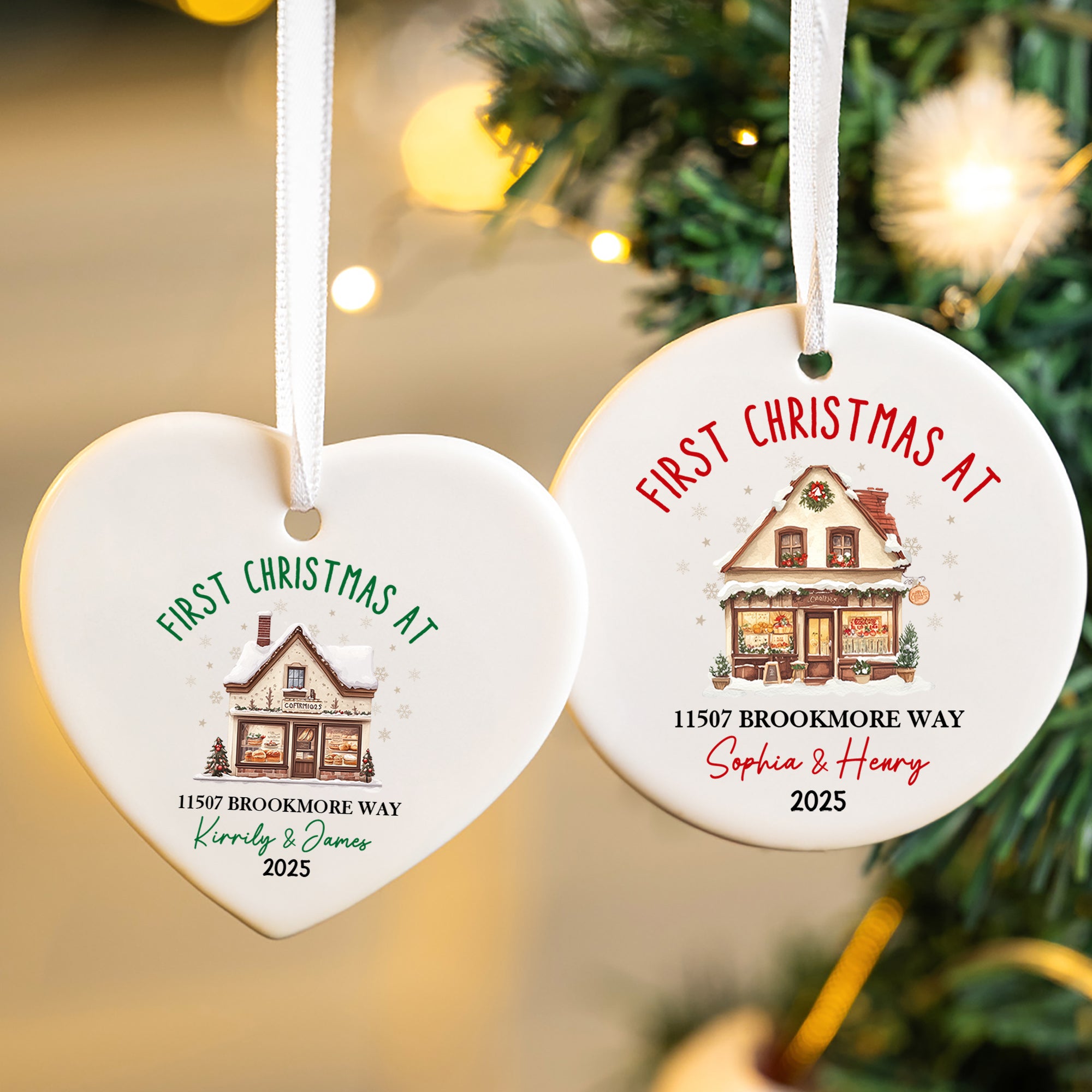 Personalizado Primera Navidad en Casa Corazón Ornamento Redondo de Cerámica con Nombre y Año Decoración del Árbol Regalo de Navidad para la Familia Amigo