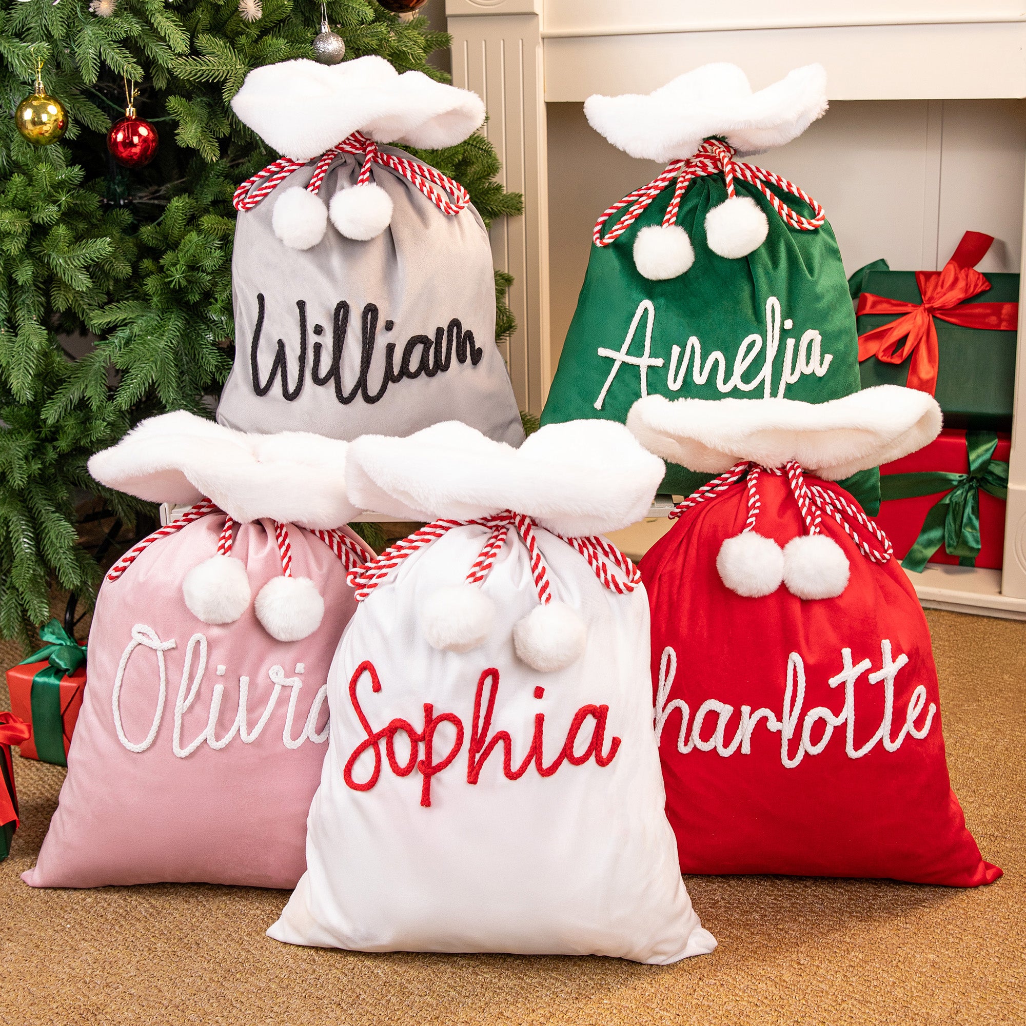 Bolsa de Regalo de Navidad con Nombre Personalizada con Pompón y Cordón Suave Regalo de Navidad para Niños y Familias